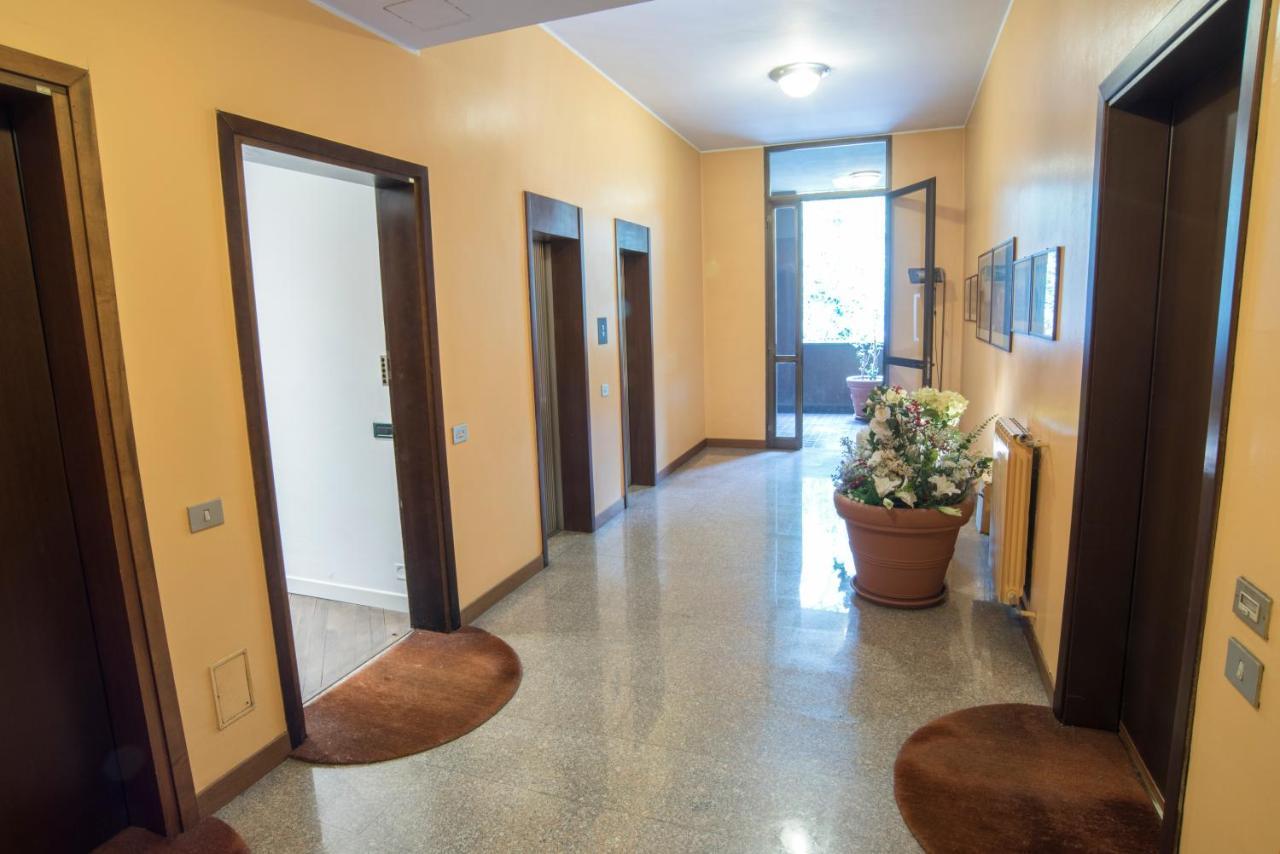 Renovated Flat Near Duomo - Lamarmora Apartment Milan Bagian luar foto
