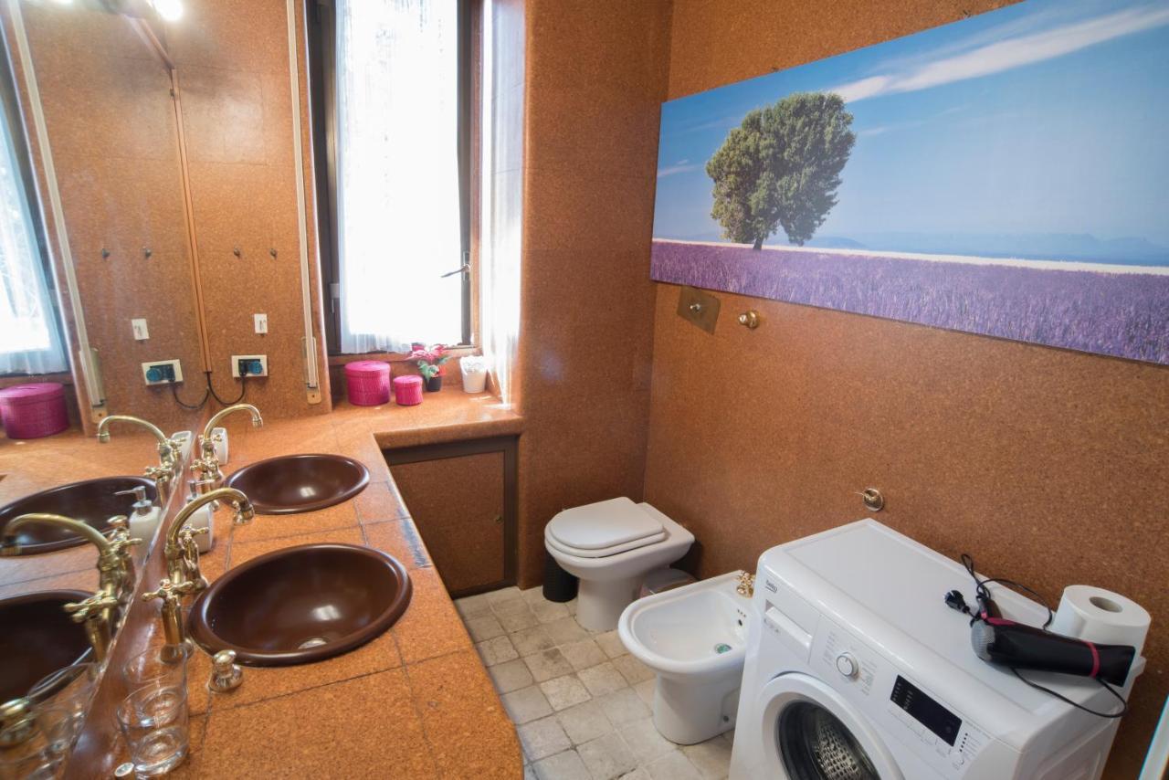 Renovated Flat Near Duomo - Lamarmora Apartment Milan Bagian luar foto